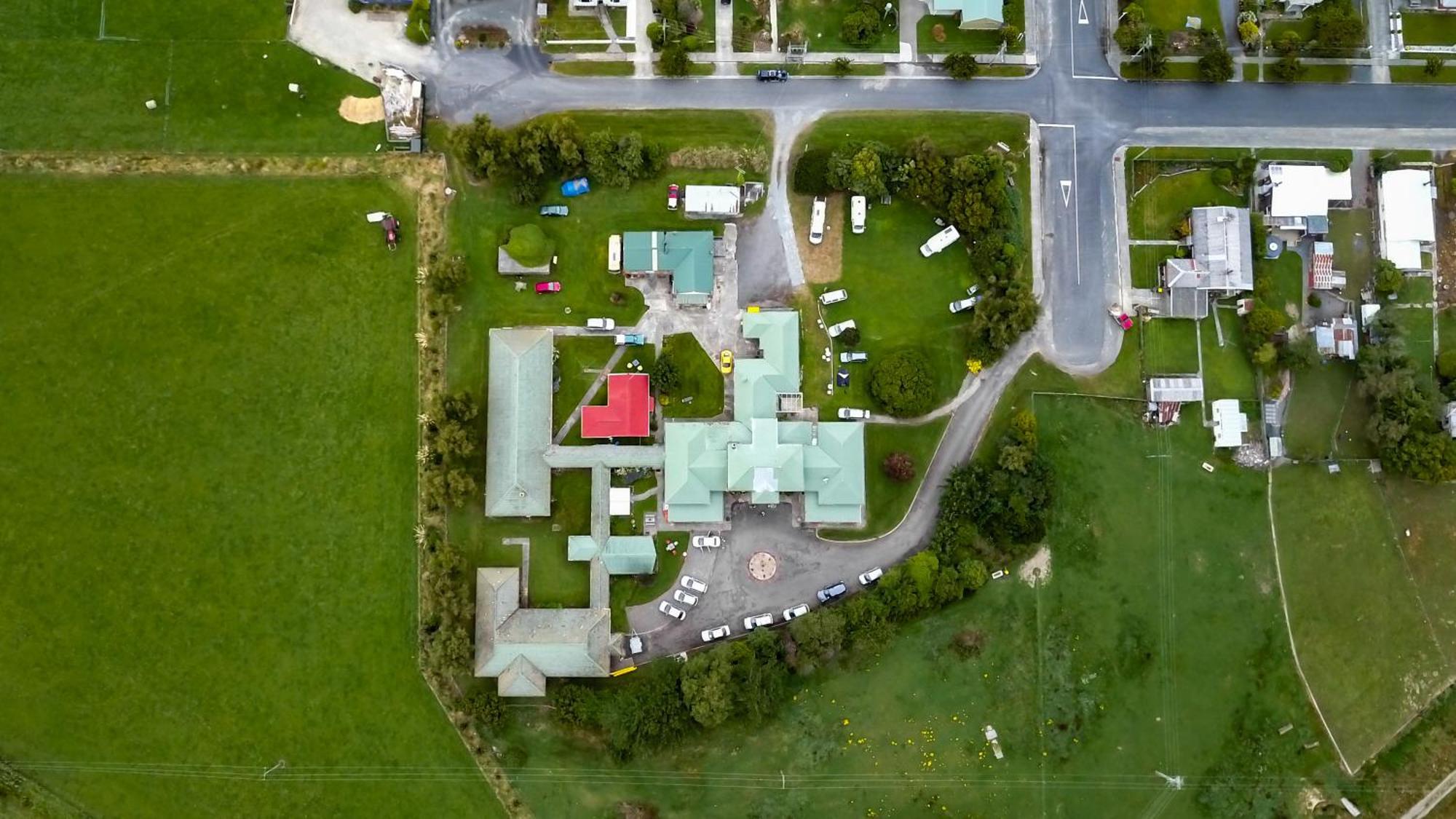 Thomas'S Catlins Lodge And Camp Ground Owaka Εξωτερικό φωτογραφία